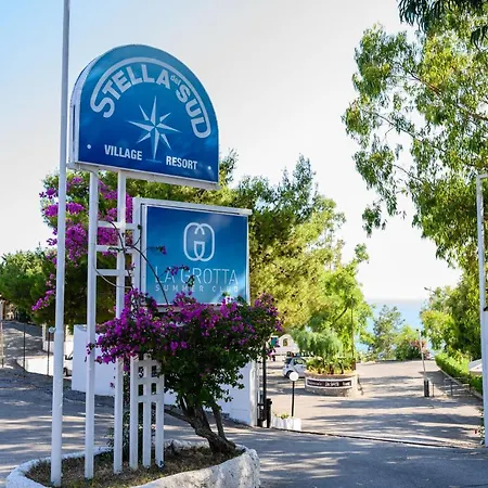 Villaggio Stella Del Sud & *